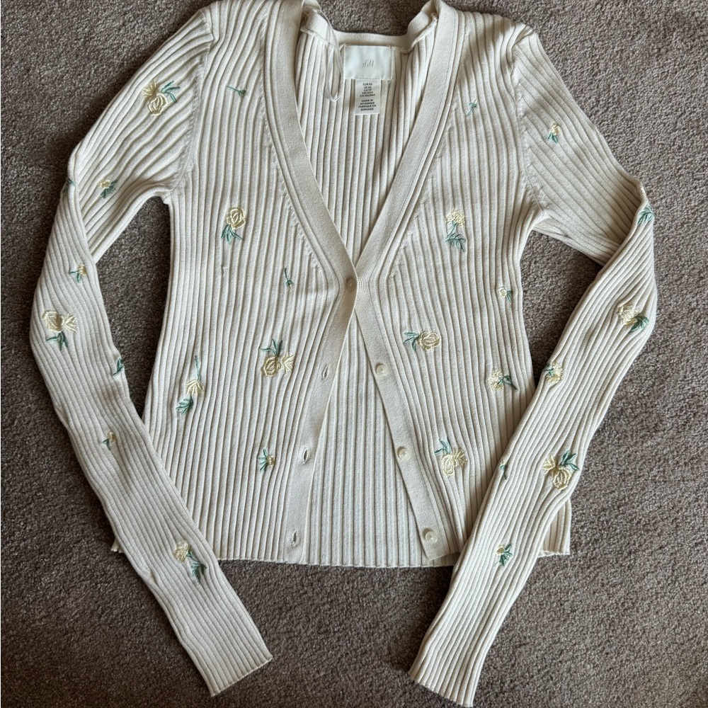 Embroidered Flower Cardigan